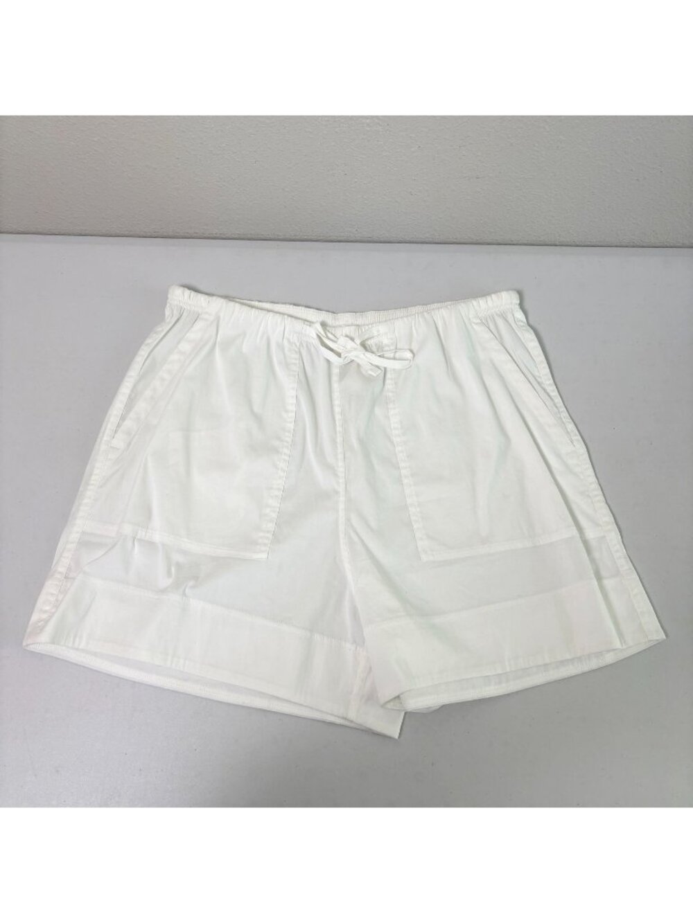 Lululemon Cotton Blend Poplin High Rise Shorts Size M White LW7CYOS Athleisure